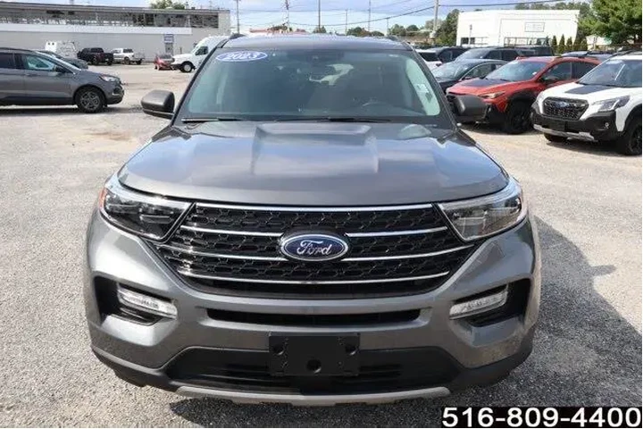 $33447 : Ford Explorer 2023 AWD XLT 4 image 3