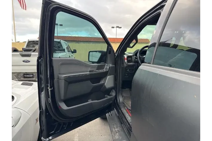 $70000 : Ford F-150 2021 4x4 Raptor 4 image 6