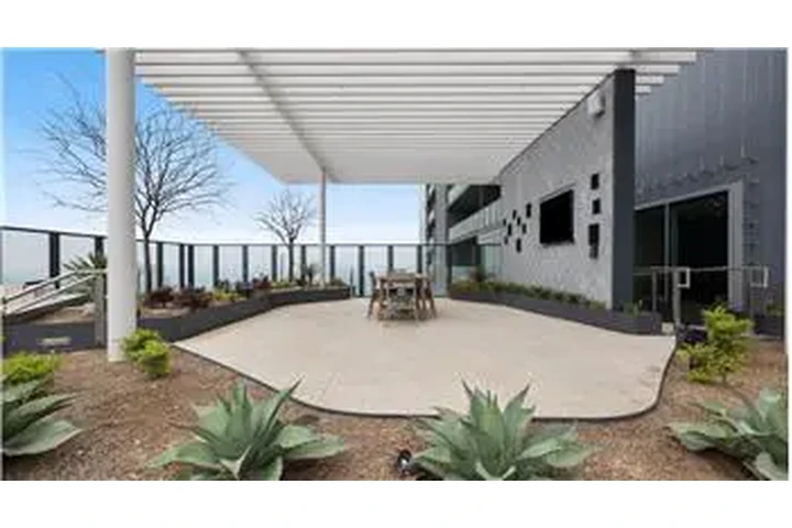 $4942 : Rental property with 1 bedro image 2