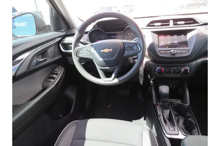 $21788 : Chevrolet Trailblazer 2021 L image 9