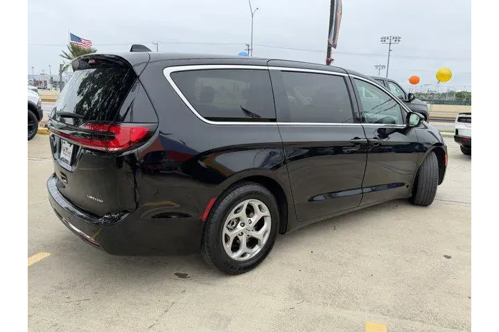 $34877 : Chrysler Pacifica 2024 Limit image 5