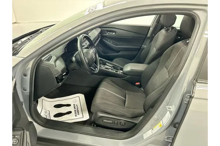 $29455 : Honda Accord Hybrid 2024 Spo image 9