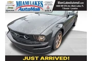 Ford Mustang 2007 V6 Deluxe en Hialeah