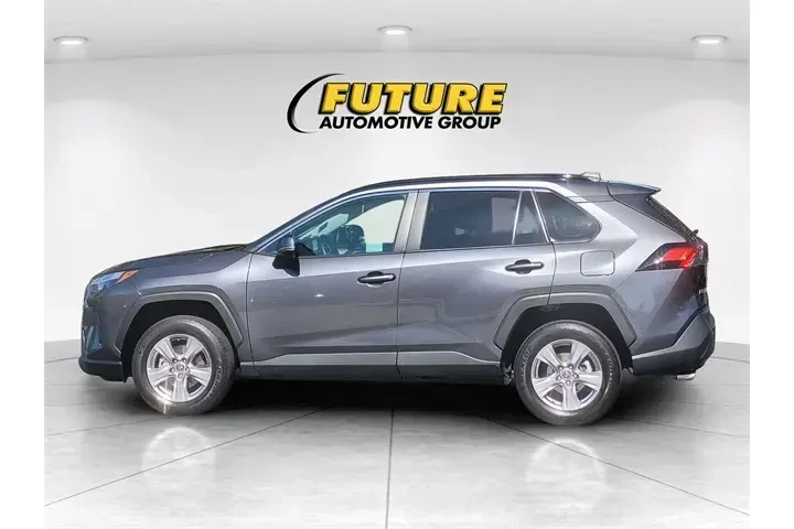 $29688 : Toyota RAV4 2022 AWD XLE 4dr image 8