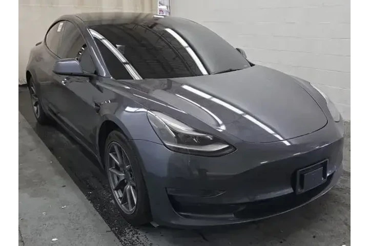 $23950 : Tesla Model 3 2022 AWD Long image 1