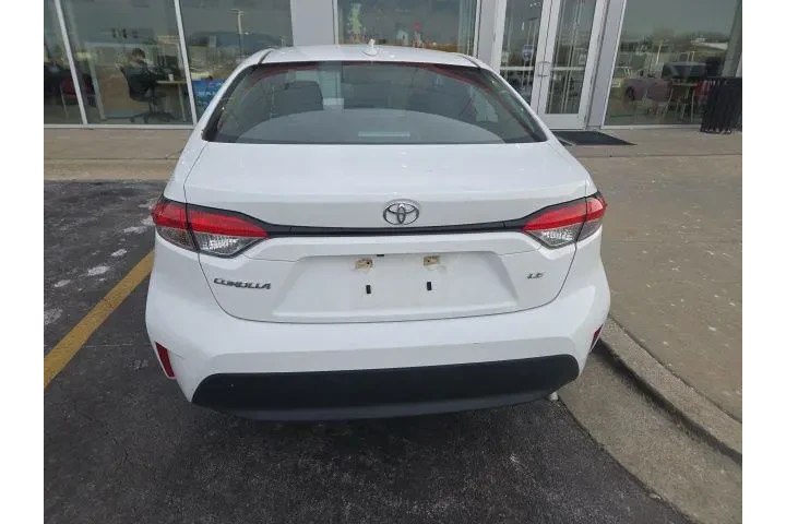 $18991 : Toyota Corolla 2023 LE 4dr S image 6