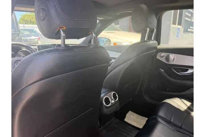 $11400 : 2018 Mercedes-Benz C-Class C image 10