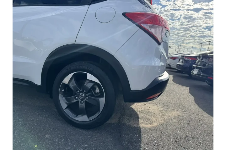 $14999 : Honda HR-V 2018 EX-L 4dr Cro image 8