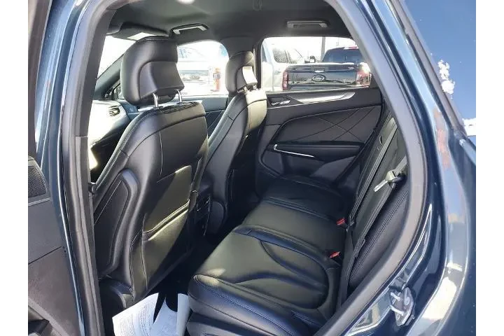 $15700 : Lincoln MKC 2019 Premiere 4d image 9