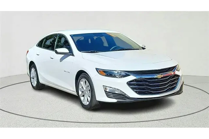 $22178 : Chevrolet Malibu 2025 LT 4dr image 1
