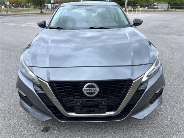 $12900 : 2021 Altima 2.5 SR image 3