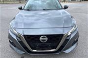 $12900 : 2021 Altima 2.5 SR thumbnail