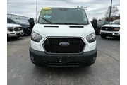 $34988 : Ford Transit 2024 250 3dr SW thumbnail