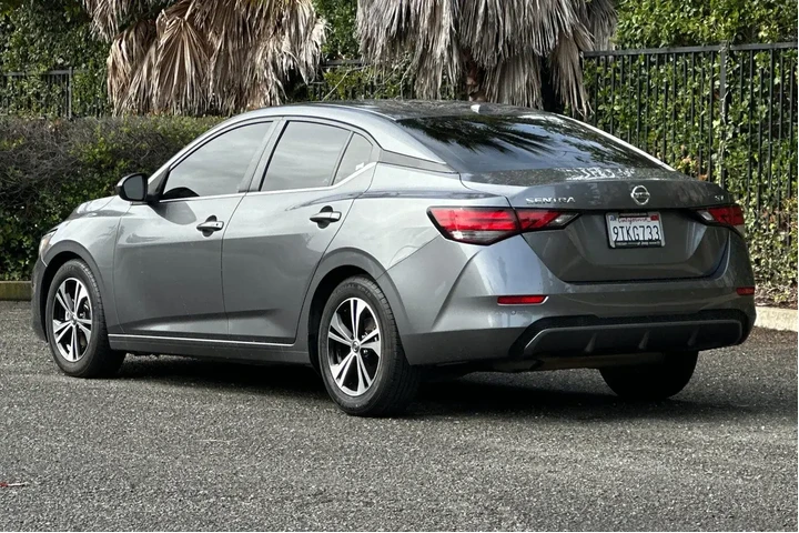 $14489 : Nissan Sentra 2022 SV 4dr Se image 5