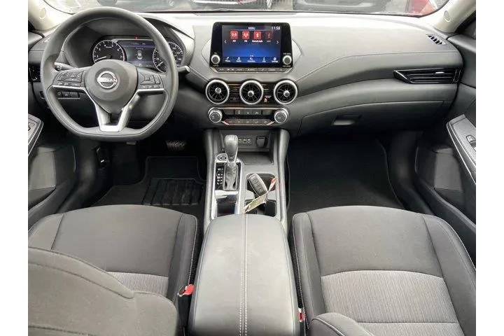 $17950 : Nissan Sentra 2025 SV 4dr Se image 10