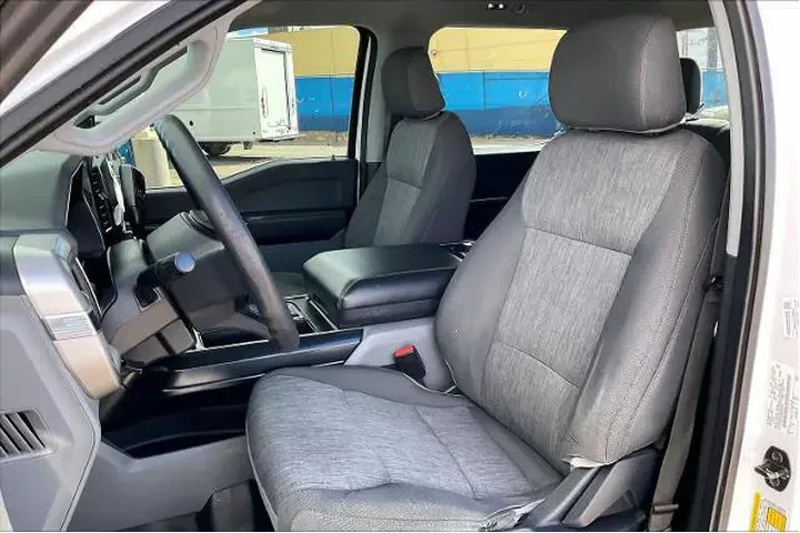 $25881 : Ford F-150 2022 4x2 XL 4dr S image 7