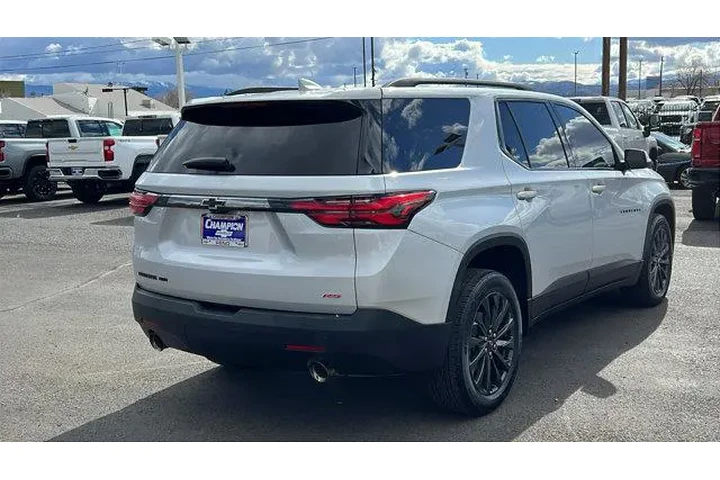 $37984 : Chevrolet Traverse 2022 4x4 image 5