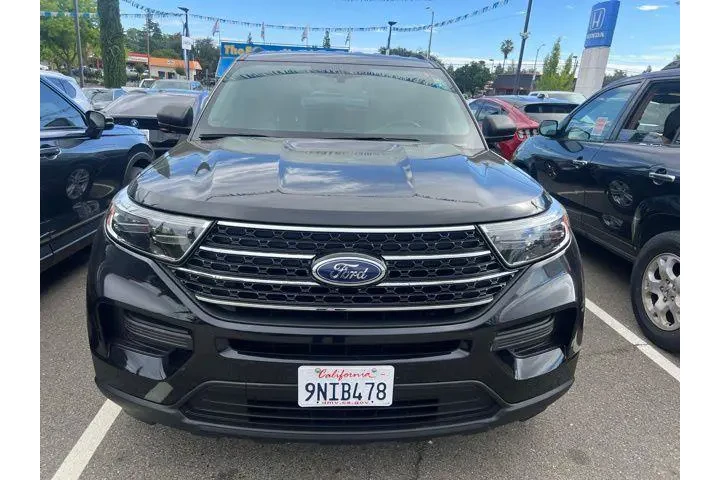 $26988 : Ford Explorer 2020 AWD XLT 4 image 2