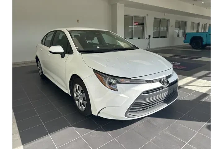 $19990 : Toyota Corolla 2025 LE 4dr S image 2