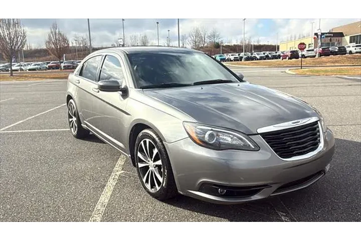 $8799 : Chrysler 200 2013 Limited 4d image 1