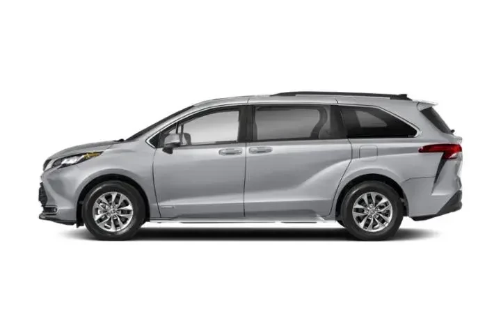 $39260 : Toyota Sienna 2022 XLE 8-Pas image 3