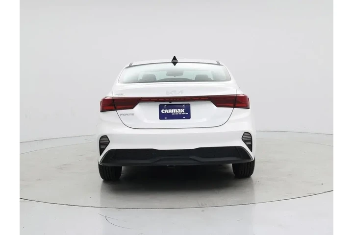 $18998 : Kia Forte 2024 LXS 4dr Sedan image 6