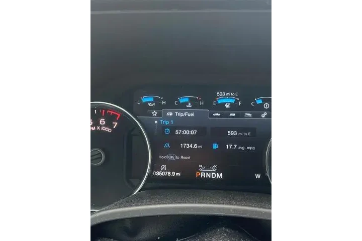 $37743 : Ford F-150 2018 4x4 King Ran image 8