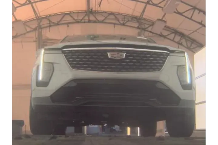 $26993 : Cadillac XT4 2024 4x4 Premiu image 3