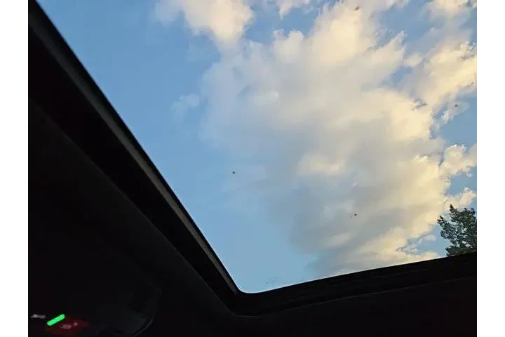 $25601 : Volkswagen Tiguan 2022 SE R- image 6