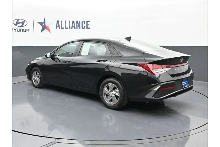 $20917 : Hyundai ELANTRA 2025 SE 4dr image 4