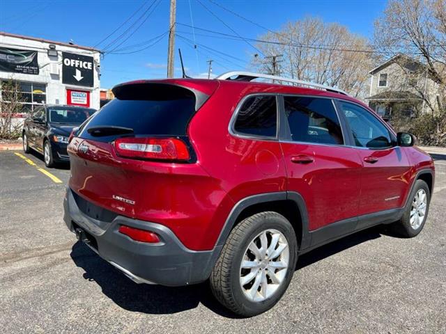 $17995 : 2017 Cherokee Limited image 6