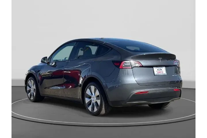 $28800 : Tesla Model Y 2021 AWD Long image 6