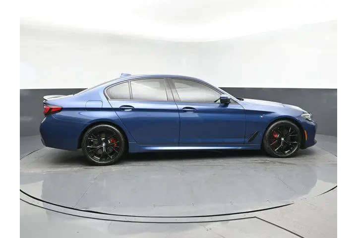 $29652 : BMW 5 Series 2022 AWD 530i x image 3