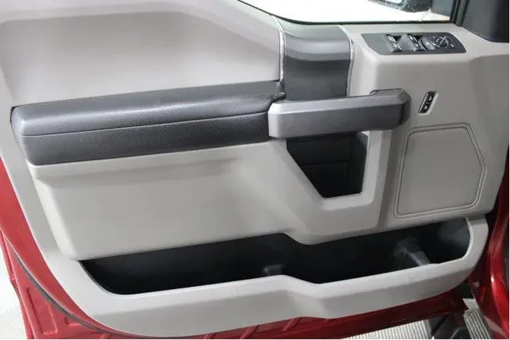 $26955 : Ford F-150 2019 4x4 Platinum image 6