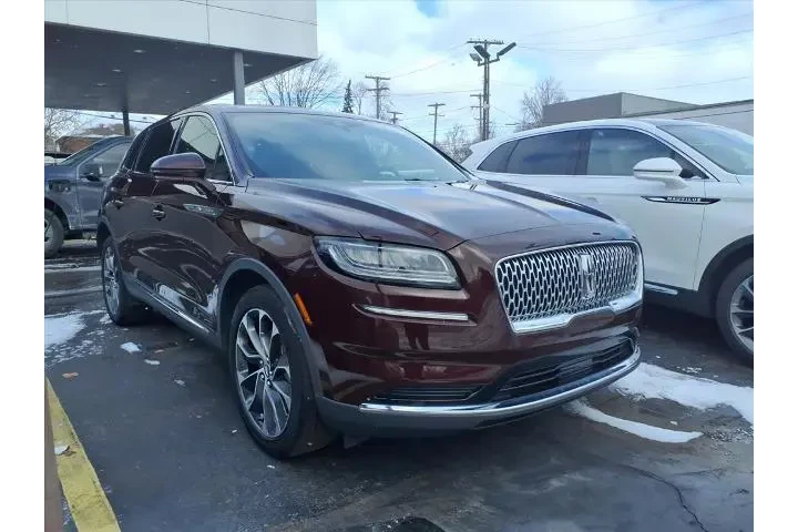 $32895 : Lincoln Nautilus 2022 AWD Re image 3