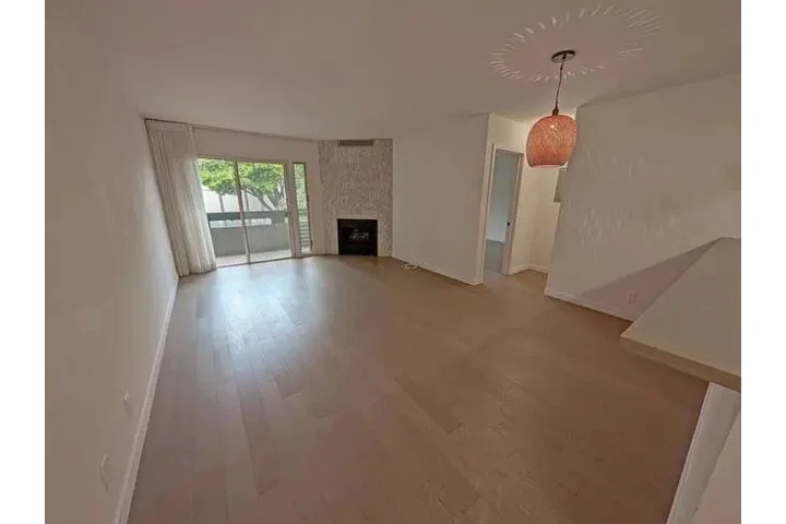 $1000 : Apartamento en renta image 4