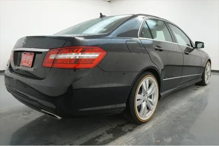 $6900 : Mercedes-Benz E-Class 2011 E image 7
