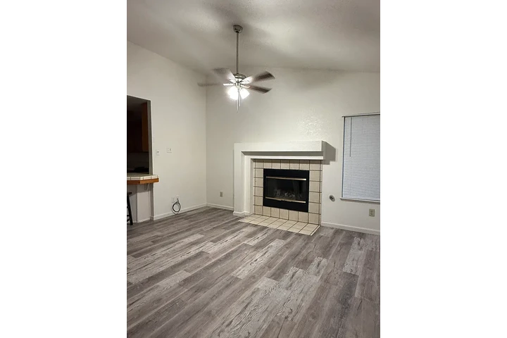 $1100 : 3 Recamaras 2 Baños image 6