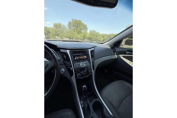 $5500 : 2012 Sonata SE 2.0T image 6