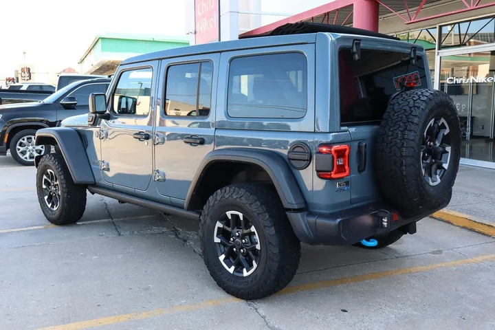$37988 : 2025 Wrangler 4xe Rubicon 4x4 image 6