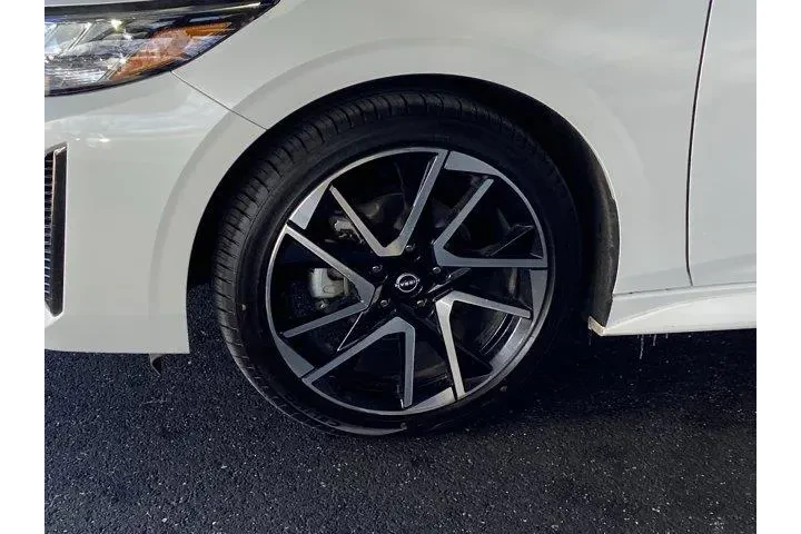 $18551 : Nissan Sentra 2025 SR 4dr Se image 9