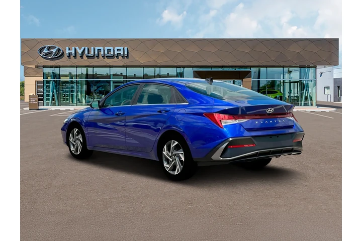 $19995 : Hyundai ELANTRA 2024 SEL 4dr image 5