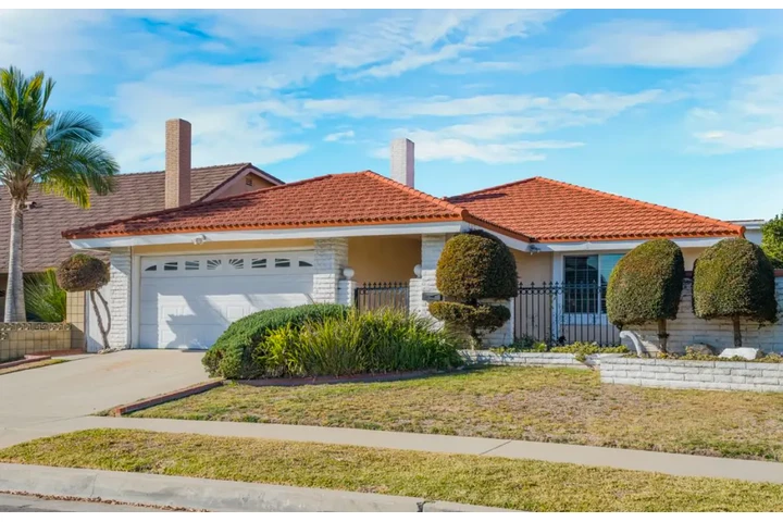 $2900 : 4Bed/2Bath house in Inglewood image 1
