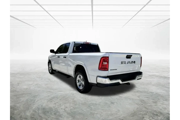 $33837 : Ram 1500 2025 4x2 Big Horn 4 image 5