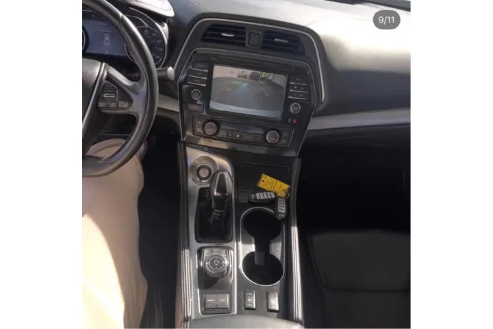 $9000 : 2017 Maxima 3.5 SV image 10