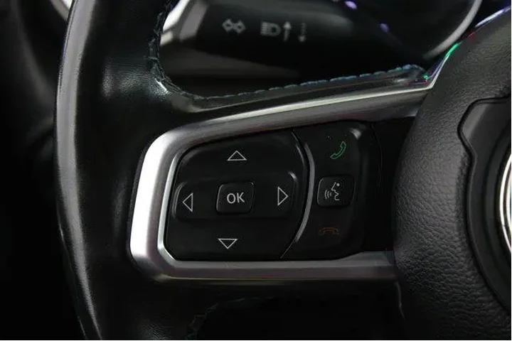 $37945 : Jeep Wrangler 2023 4x4 Rubic image 7