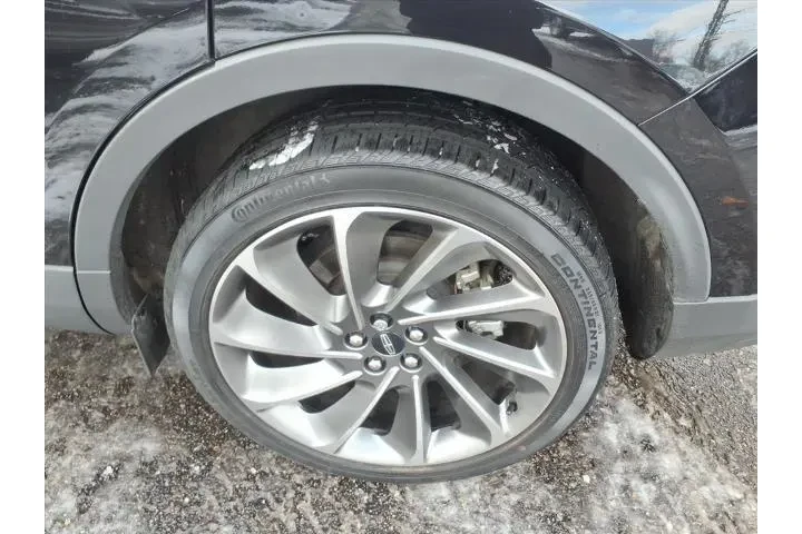 $36095 : Lincoln Nautilus 2022 AWD Re image 7