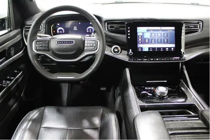 $38982 : Jeep Wagoneer 2022 4x4 Serie image 2