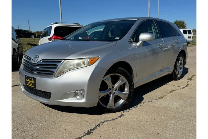 2009 Venza 4X2 V6 image 2