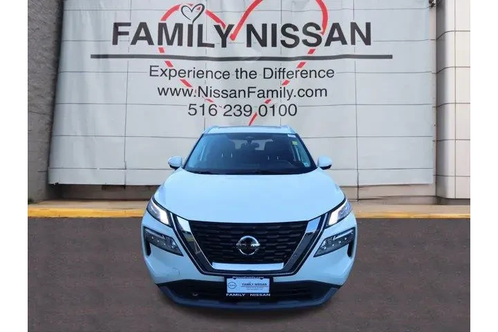 $20552 : Nissan Rogue 2021 AWD SV 4dr image 2